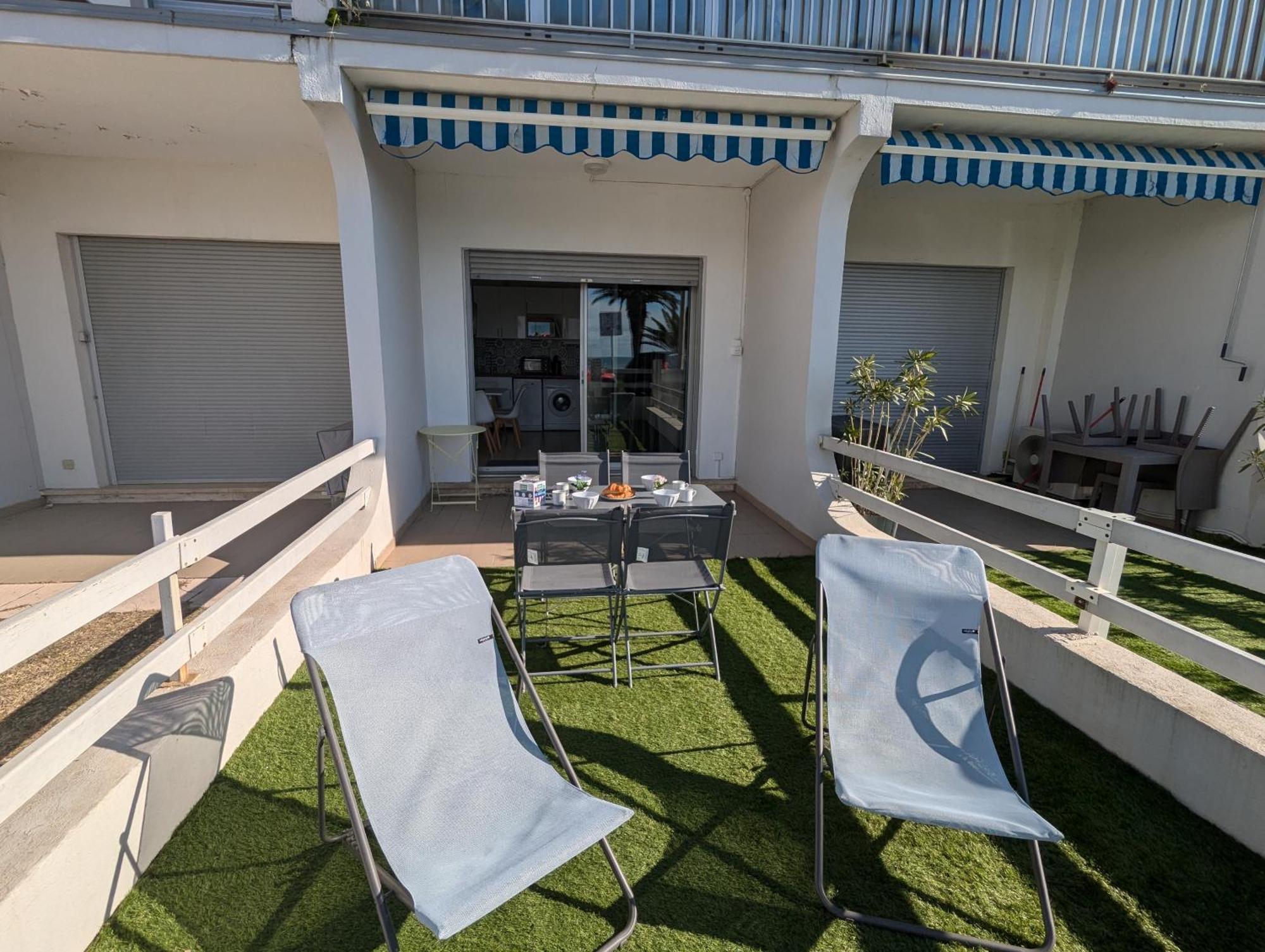 Sol-Y-Days Goeland, Appartement Avec Terrasse Front De Mer Et Place De Parking En Centre-Ville เลอ โกร-ดู-รัว ภายนอก รูปภาพ