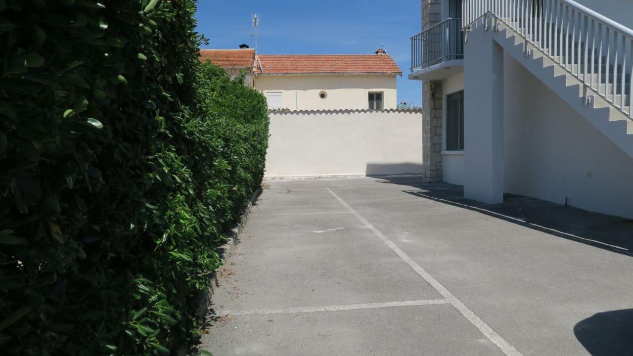 Sol-Y-Days Goeland, Appartement Avec Terrasse Front De Mer Et Place De Parking En Centre-Ville เลอ โกร-ดู-รัว ภายนอก รูปภาพ